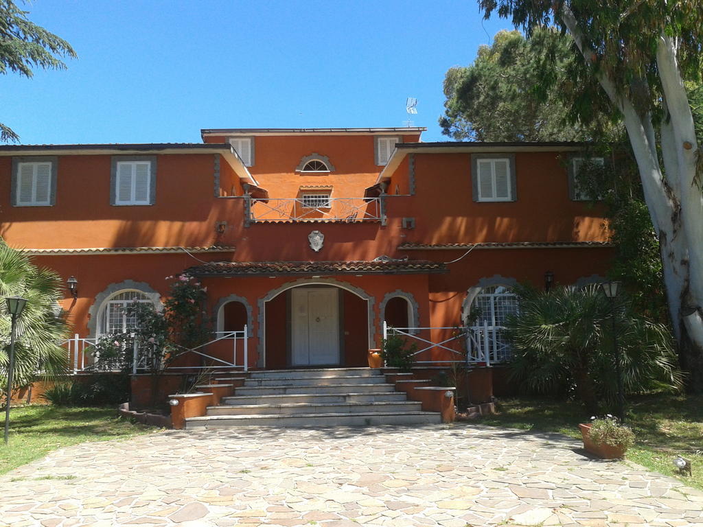 Marco Simone Agriturismo Marcosimone מראה חיצוני תמונה