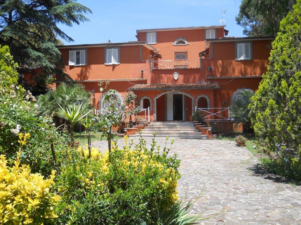 Marco Simone Agriturismo Marcosimone מראה חיצוני תמונה