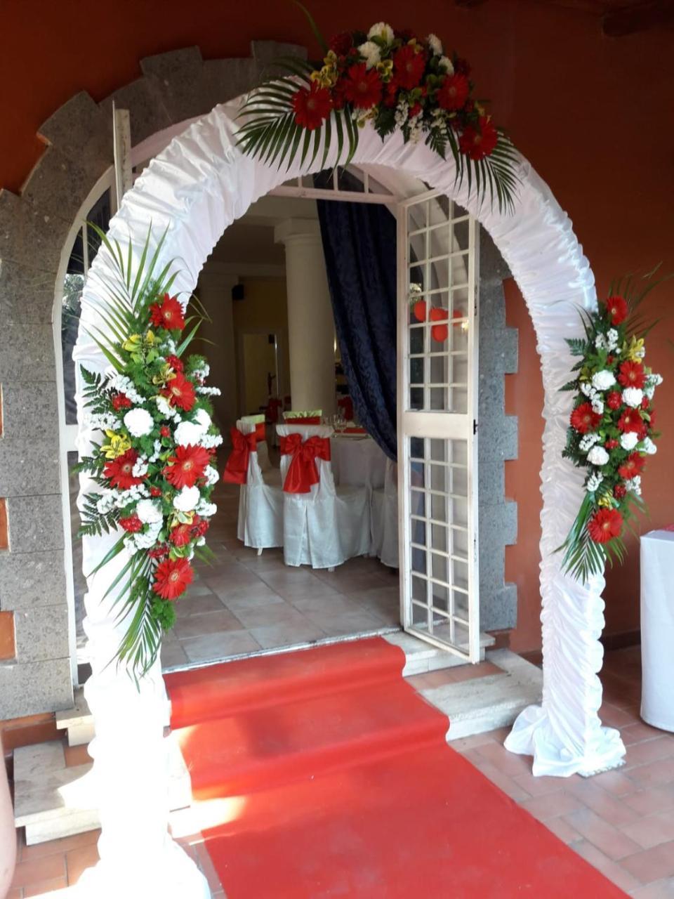 Marco Simone Agriturismo Marcosimone מראה חיצוני תמונה